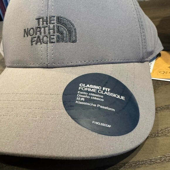 The North Face 66 FLASHDRY Hat Cap in Smoked Pearl/Asphalt Grey $30 - Picture 4 of 5